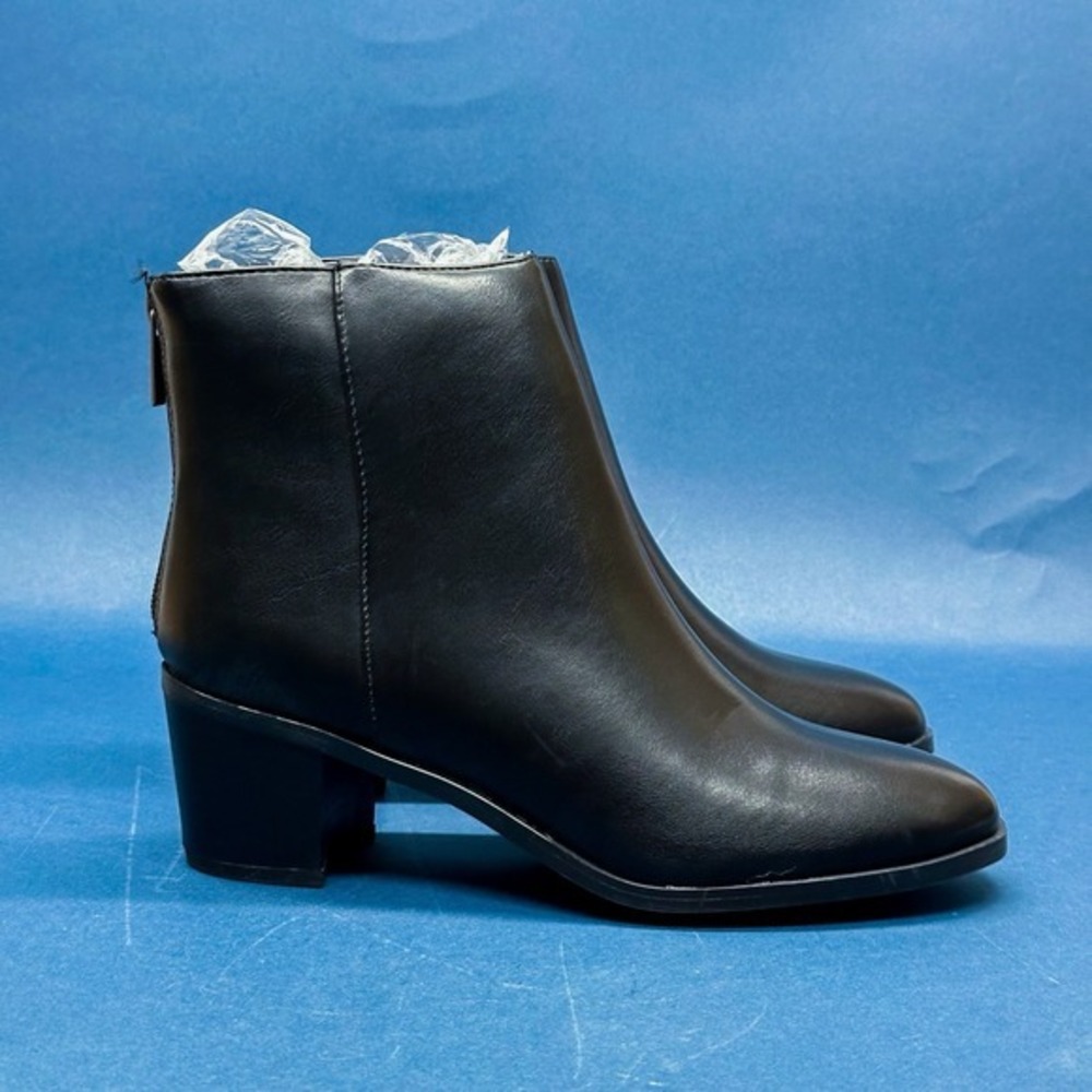 Black‎ Faux Ankle Leather Boots Womens US 8 JustFab New In Box